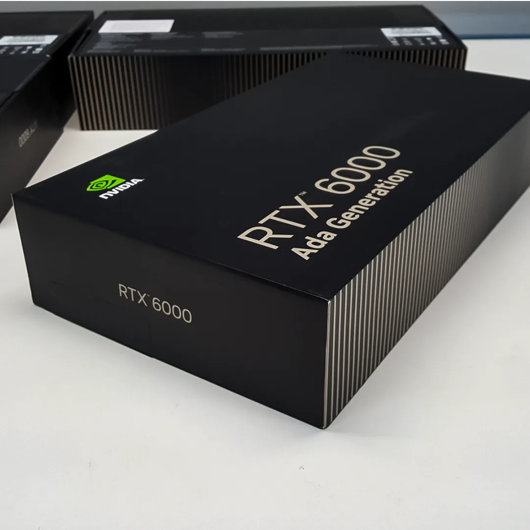 Nvidia RTX 6000 Ada verpackt